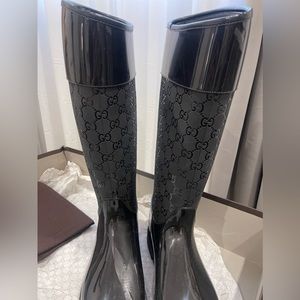 Gucci Monogram Pattern Rubber Rain Boots Authentic Boots Size 40